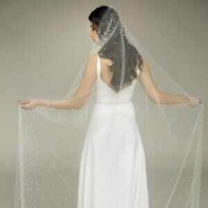 Pearl edge ombre wedding veil